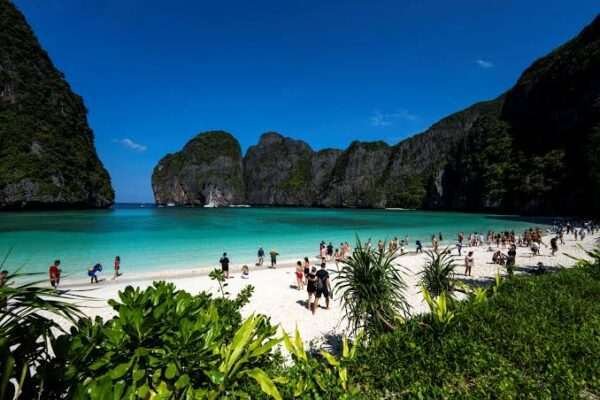 Thailand’s Economy Rebounds with Surge in Tourism